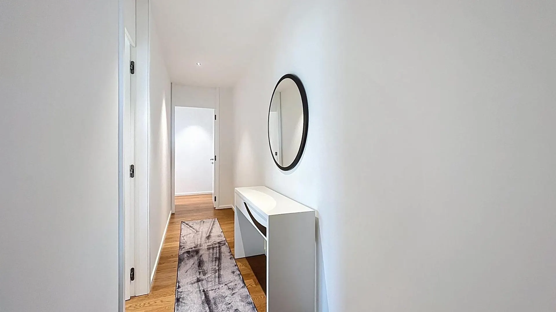 Varinos Seaview Apartment Funchal  Funchal (Madeira)